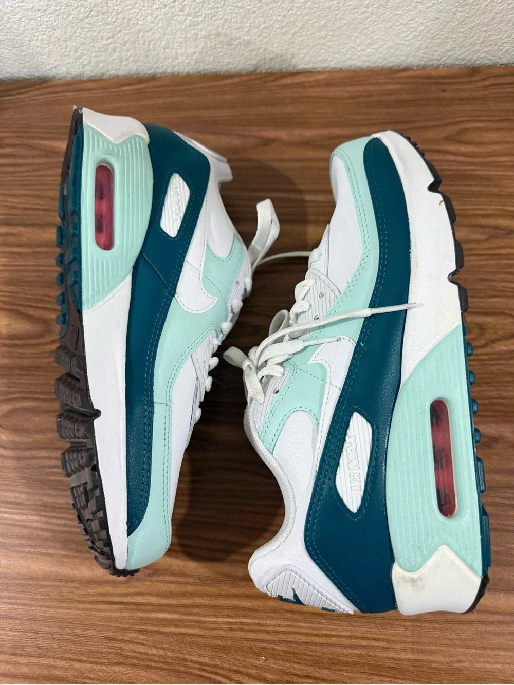 Nike Air Max Sneakers in White, Mint and Teal